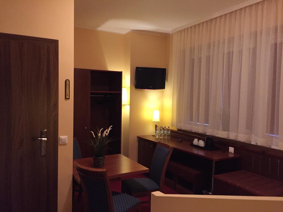 Virgo B&B Biznes 루미아 외부 사진
